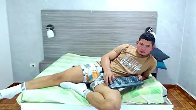 Loony_Zion live sex cam