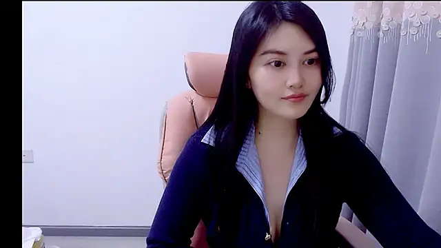 Little-sweet live sex cam