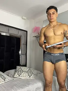 MR_MUSCLE live sex cam