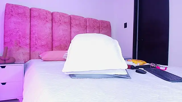 kendal_rossi live sex cam