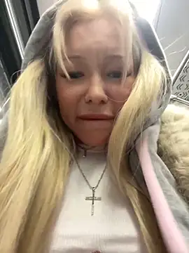 babydolll live sex cam