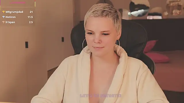 LikaBerry1 live sex cam