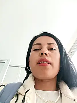 _andrea30 live sex cam