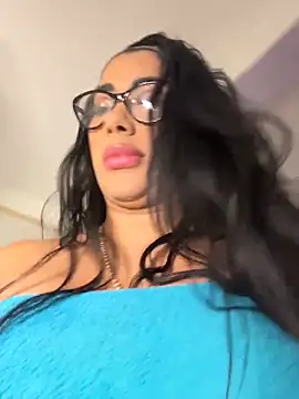 kiim_taaylor live sex cam