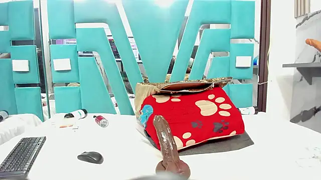 ebony_valentina live sex cam