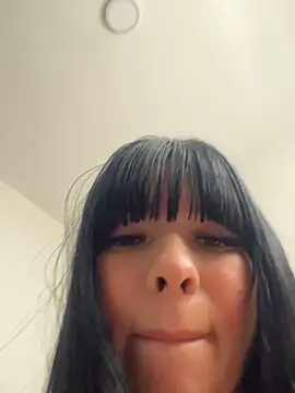 BrendaCrean live sex cam