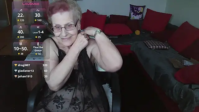 HeisseomaOriginal live sex cam