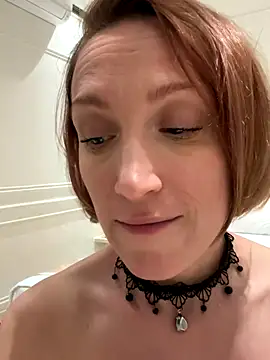 UmaTruewoman live sex cam