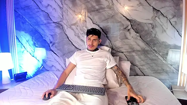 enzorodriguezz live sex cam