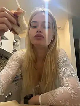 Vladamais live sex cam