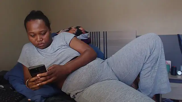 EbonySeductressx live sex cam