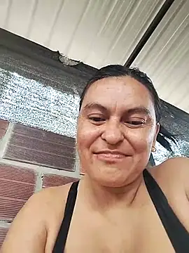 Horny-Mommy-Dirty live sex cam