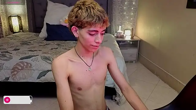 Matty_Sparkk live sex cam