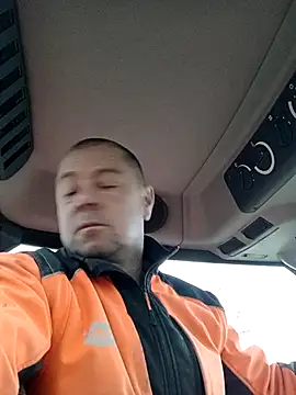 hugoboys4576 live sex cam