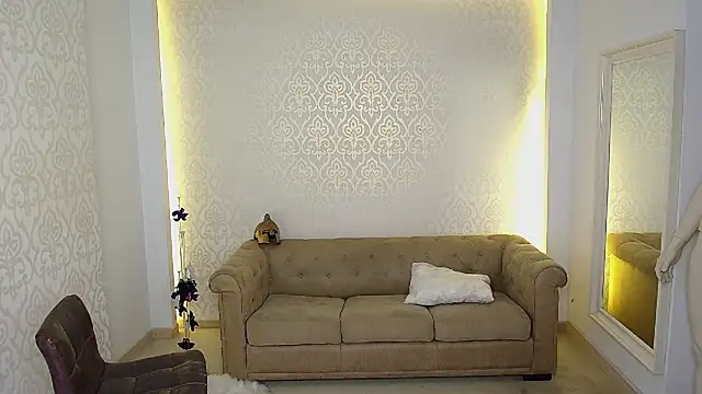 MaxKaiden live sex cam