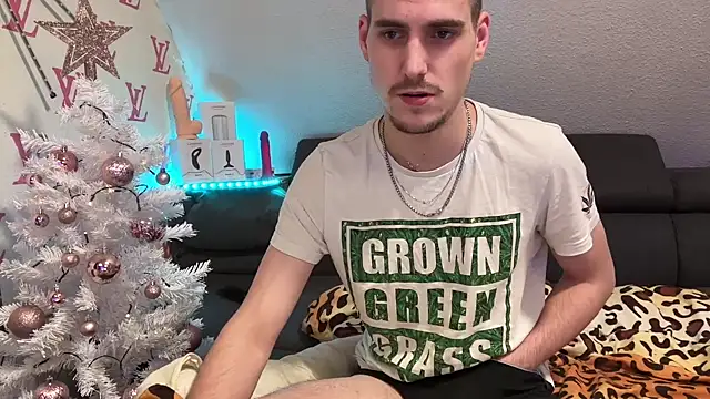 Cookieboy88 live sex cam