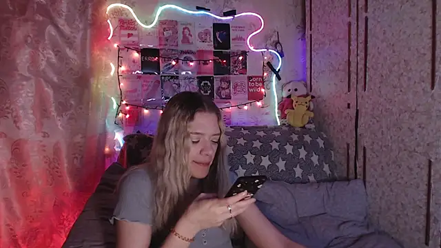 Your_Horny_Friends live sex cam