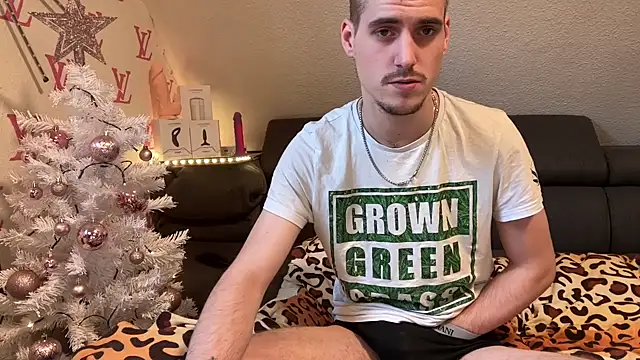 Cookieboy88 live sex cam