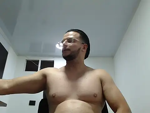 YourDreams17 live sex cam