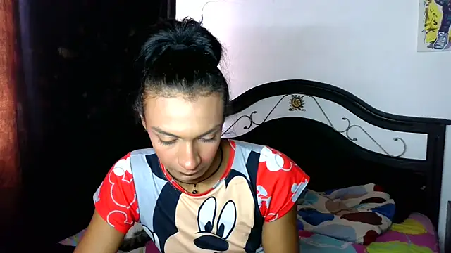 alexxa_Rooa live sex cam