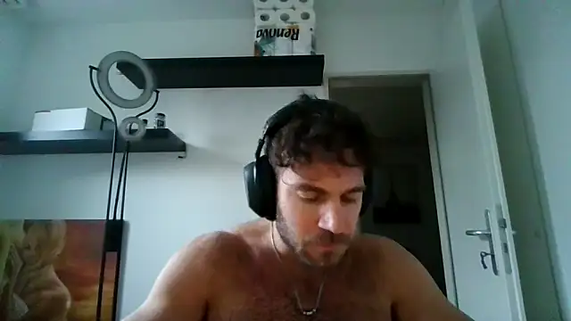 alpha-hunk live sex cam