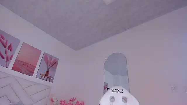 Brianna_bigboobs live sex cam