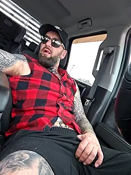 Beardedtattood live sex cam