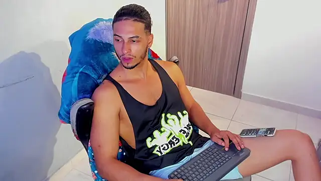 Kris_Khalifa69 live sex cam