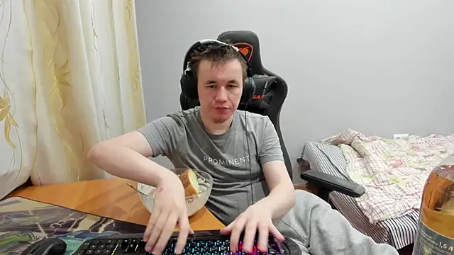 iliaskrislove live sex cam