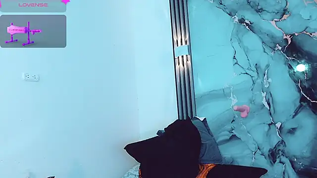 khiara_moretti live sex cam