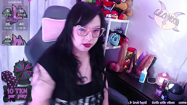 LiloMoon69 live sex cam