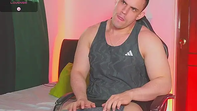 Regansmiths live sex cam