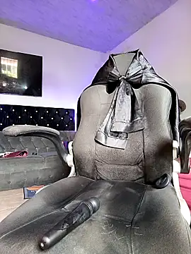 Naughty_Charly live sex cam