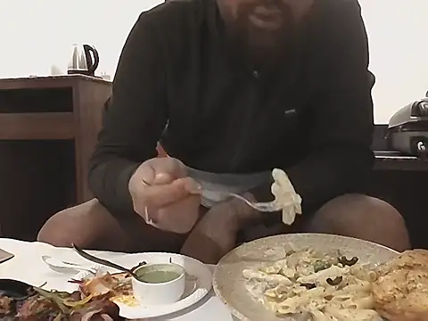 hotindianstud live sex cam