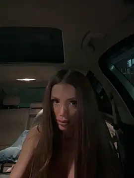 NicollleDiamondd live sex cam