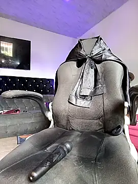 Naughty_Charly live sex cam