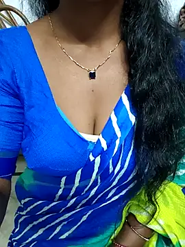 Sravya__ live sex cam