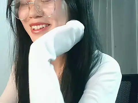 Nunaa18 live sex cam