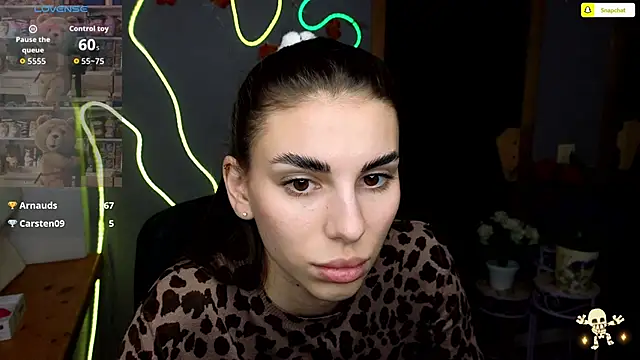 EmmyGreans live sex cam