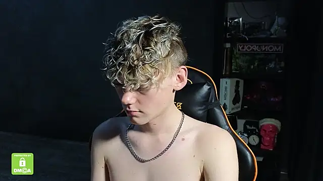 Keytaro live sex cam