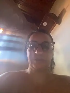 gloria7v05 live sex cam