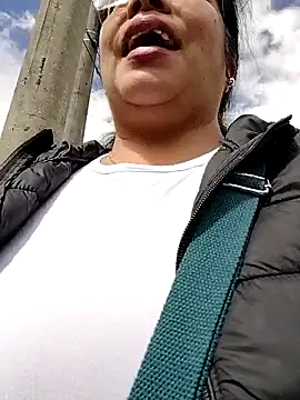 __valentina18 live sex cam