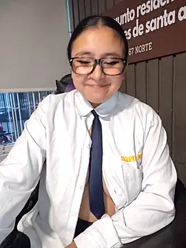 Cute_Penelope live sex cam