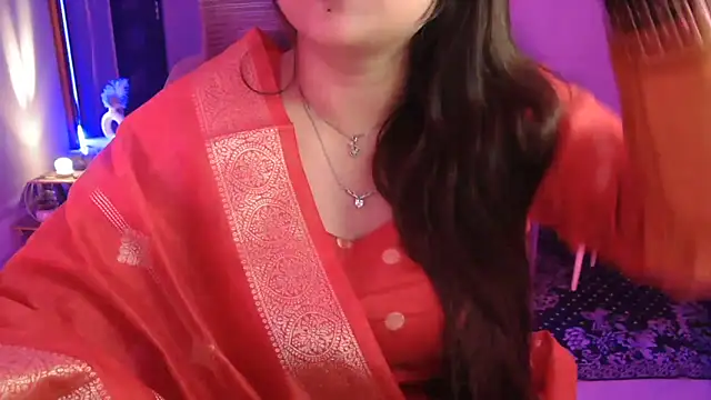 Mitikaa live sex cam