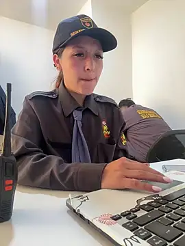 Emily-7_ live sex cam