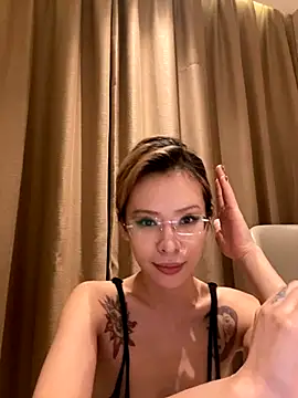 Sunflower-77 live sex cam