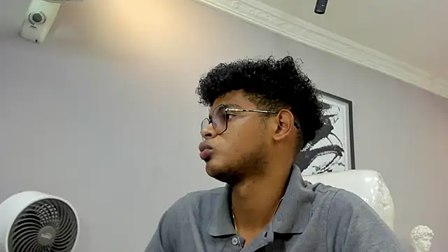 boylittle19cm live sex cam