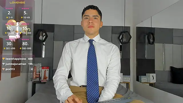 LiamNovak live sex cam