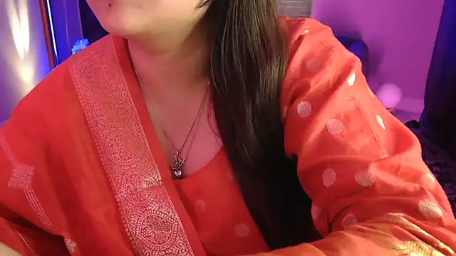 Mitikaa live sex cam