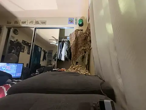 Johndoe2292 live sex cam